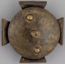 Офицерский знак 33-го пехотного Елецкого полка. 1912-1917 гг. Неизвестная мастерская. Бронза, позолота, серебрение, 17,88 г. Размеры 36,0x35,6 мм. Утвержден 15 мая 1912 г.