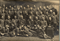 Офицеры полка с командиром в.к. Борисом Владимировичем. Около 1914 г.