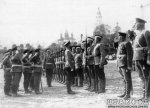 Император Николай II принимает рапорт от почетного караула 183-го пехотного Пултуского полка. Фото 1913 г., шифр Д 14754, ЦГАКФФД.