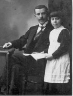 Гурий Иванович Качков c племянницей Варей.