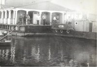 Обычные будни у Шиловской пристани. Шиловский дебаркадер