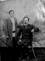 Иван Федорович (сидит) и Василий Иванович Мысевы.