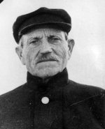 Отец – Василий Иванович Мысев, Георгиевский кавалер.