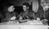 Слева направо: Мысев В.В., Шахман (парторг полка), Ярчевский (командир связи полка).
