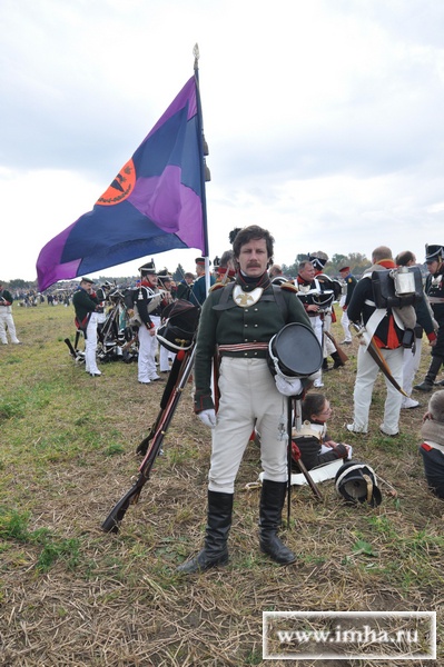 В обычной жизни штабс-капитан 6-го Егерского полка Петр Кнопф (Санкт-Петербург) - учитель фехтования.