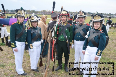 Клуб "Морской Гвардейский Экипаж" перед "сражением". В центре автор