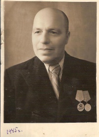 Данильченко Степан Мартынович с Правительственной наградой 1945 г.