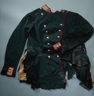 Фрагменты офицерского мундира Лейб-гвардии Cаперного батальона, в котором Александр II был убит 1 марта 1881 г.