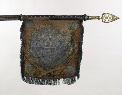 Штандарт эскадронный Конной Гвардии. Россия, 1742 г. Шелк, металлическая нить. Шитье. 52х58,5 см