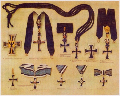 Знаки принадлежности к Тевтонскому (Немецкому) Рыцарскому Ордену (Deutscher Ritterorden) эпохи Габсбургов