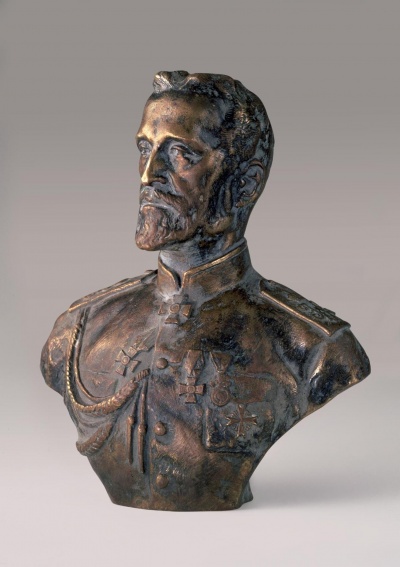 Портрет Великого князя Николая Николаевича (младшего). Черемисинова Е.Д. 1874-перв. пол. XX в. Россия, 1915 г., бронза, 18х15 см. ГЭ.