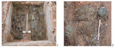 1 – Захоронения Бориса Владимировича Полуектова (1.07.1779 – 6.10.1843) и княгини Любови Федоровны Гагариной (1793 – 21.04.1862); 2 – фрагмент военного мундира Б.В. Полуектова