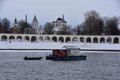 Водолазная площадка для археологических подводных исследований.