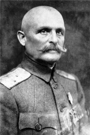 Генерал-лейтенант Андриян Капитонович Гусельщиков