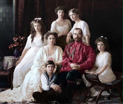 Святые царственные страстотерпцы: Николай, Александра, Алексей, Ольга, Мария, Татьяна, Анастасия