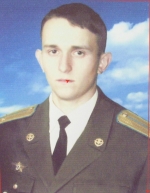 Пильтяй Дмитрий Александрович р.п.Шилово(9.1.1980-27.2.2003) Гв.ст.л-т,ком. взвода. Выпускник РВВДКУ. Погиб при отражении нападения боевиков. Награждён орденом Мужества (посмертно)
