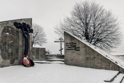 Холм Cлавы у Ивановских порогов
