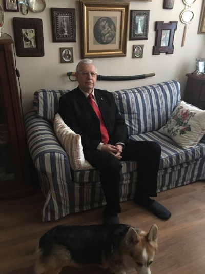 Автор  - Вольфганг Акунов