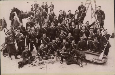 Офицеры и нижние чины 147-го пехотного Самарского полка на занятиях, Фотография. 1894 г., Ораниенбаум.